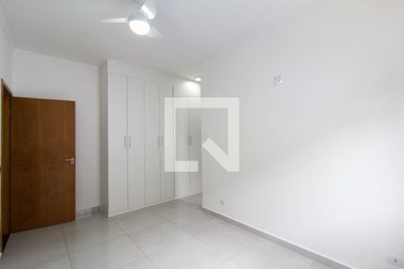 Casa de condomínio para alugar com 178m², 3 quartos e 4 vagasSuíte