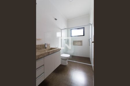 Casa de condomínio para alugar com 178m², 3 quartos e 4 vagasBanheiro suíte