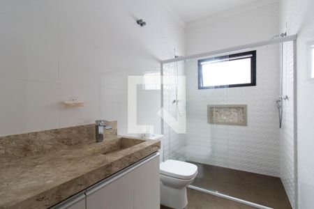 Casa de condomínio para alugar com 178m², 3 quartos e 4 vagasBanheiro suíte