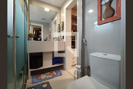 Apartamento à venda com 185m², 2 quartos e 1 vaga Apartamento à venda com 185m², 2 quartos e 1 vagaBanheiro da Suíte 1