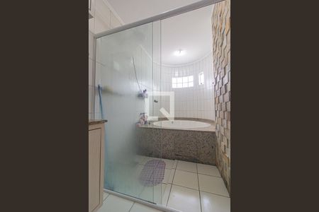 Casa de condomínio à venda com 156m², 3 quartos e 2 vagas Casa de condomínio à venda com 156m², 3 quartos e 2 vagasBanheiro do Quarto 3