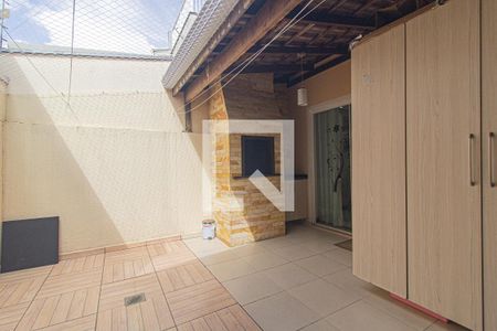 Casa de condomínio à venda com 156m², 3 quartos e 2 vagas Casa de condomínio à venda com 156m², 3 quartos e 2 vagasVaranda gourmet