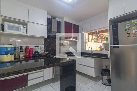 Casa de condomínio à venda com 156m², 3 quartos e 2 vagas Casa de condomínio à venda com 156m², 3 quartos e 2 vagasCozinha