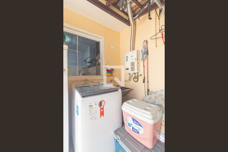 Casa de condomínio à venda com 156m², 3 quartos e 2 vagas Casa de condomínio à venda com 156m², 3 quartos e 2 vagasÁrea de Serviço