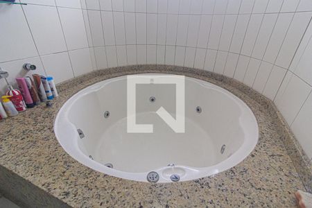 Casa de condomínio à venda com 156m², 3 quartos e 2 vagas Casa de condomínio à venda com 156m², 3 quartos e 2 vagasBanheiro do Quarto 3