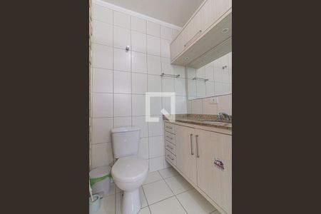 Casa de condomínio à venda com 156m², 3 quartos e 2 vagas Casa de condomínio à venda com 156m², 3 quartos e 2 vagasBanheiro do Quarto 3