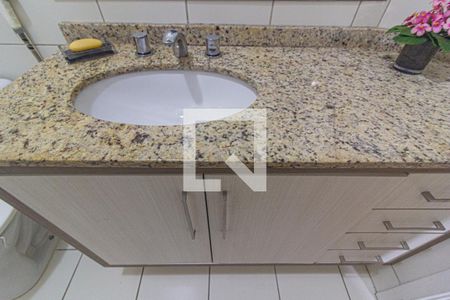 Casa de condomínio à venda com 156m², 3 quartos e 2 vagas Casa de condomínio à venda com 156m², 3 quartos e 2 vagasBanheiro 1