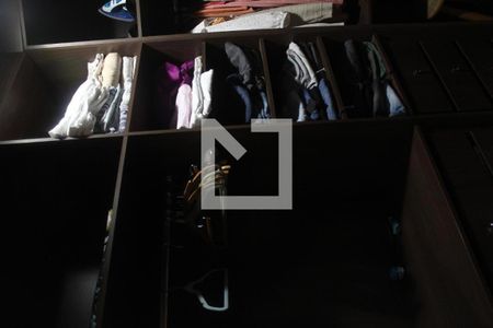 Casa para alugar com 300m², 3 quartos e 6 vagasCloset