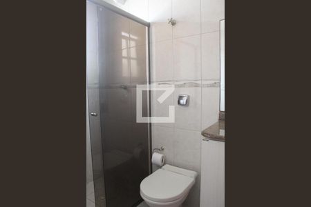 Casa para alugar com 300m², 3 quartos e 6 vagasBanheiro da Suíte 2