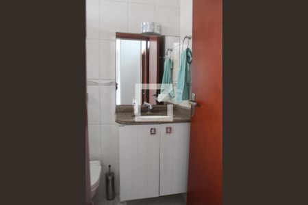 Casa para alugar com 300m², 3 quartos e 6 vagasBanheiro da Suíte 2