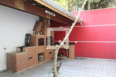 Casa para alugar com 300m², 3 quartos e 6 vagasChurrasqueira