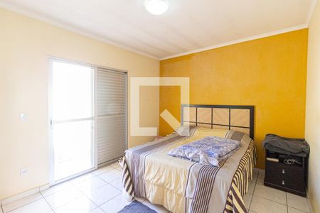 Casa para alugar com 250m², 3 quartos e 3 vagasSuíte