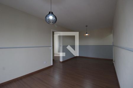 Sala  de apartamento à venda com 2 quartos, 63m² em Vila Ivone, São Paulo