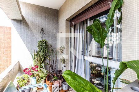 Apartamento para alugar com 200m², 3 quartos e 1 vagaVaranda