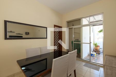 Apartamento à venda com 110m², 3 quartos e 1 vagaSala de Jantar