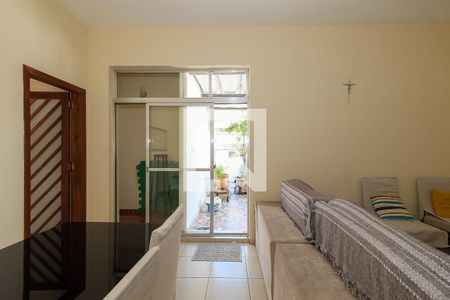 Apartamento à venda com 110m², 3 quartos e 1 vagaSala de Jantar