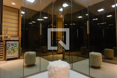 Apartamento à venda com 360m², 5 quartos e 2 vagasCloset da Suíte 1