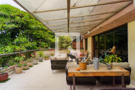 Apartamento à venda com 360m², 5 quartos e 2 vagasVaranda da Sala