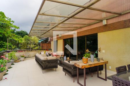 Apartamento à venda com 360m², 5 quartos e 2 vagasVaranda da Sala