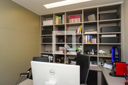 Apartamento à venda com 360m², 5 quartos e 2 vagasEscritório