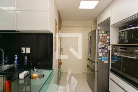 Apartamento à venda com 360m², 5 quartos e 2 vagasCozinha e Área de Serviço