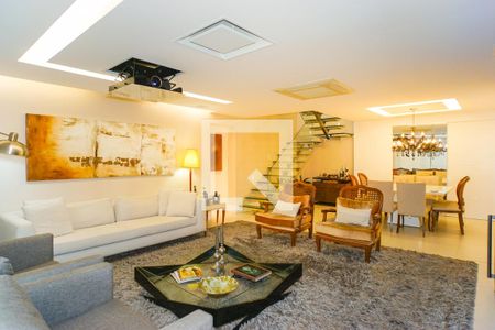 Apartamento à venda com 360m², 5 quartos e 2 vagasSala