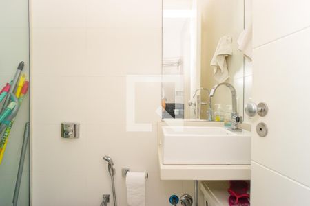 Apartamento à venda com 360m², 5 quartos e 2 vagasBanheiro de Serviço