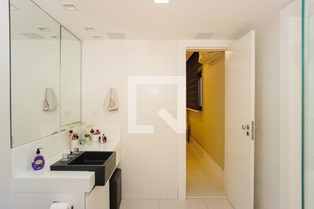 Apartamento à venda com 360m², 5 quartos e 2 vagasBanheiro da Suíte 4