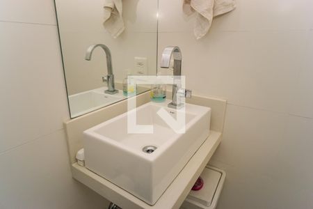 Apartamento à venda com 360m², 5 quartos e 2 vagasBanheiro de Serviço