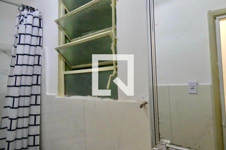 Studio banheiro de kitnet/studio à venda com 1 quarto, 25m² em Copacabana, Rio de Janeiro