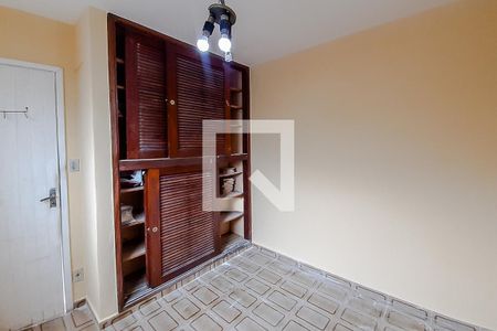 Casa à venda com 420m², 2 quartos e 1 vagaQuarto de Serviço