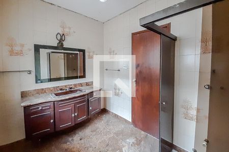 Casa à venda com 420m², 2 quartos e 1 vagaBanheiro 