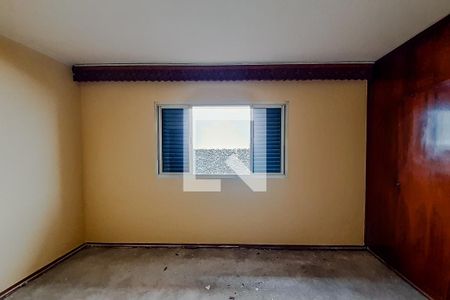 Casa à venda com 420m², 2 quartos e 1 vagaQuarto 