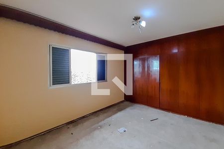 Casa à venda com 420m², 2 quartos e 1 vagaQuarto 