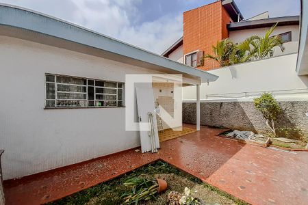 Casa à venda com 420m², 2 quartos e 1 vagaQuintal 