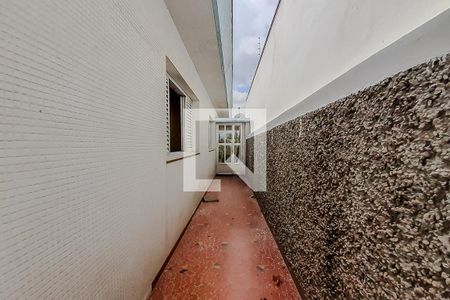 Casa à venda com 420m², 2 quartos e 1 vagaQuintal 