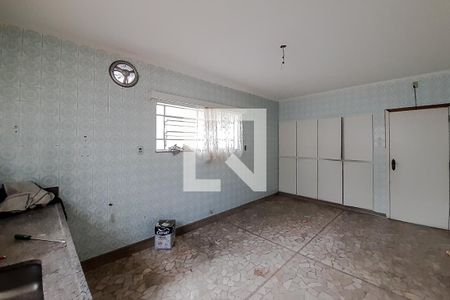 Casa à venda com 420m², 2 quartos e 1 vagaCozinha 