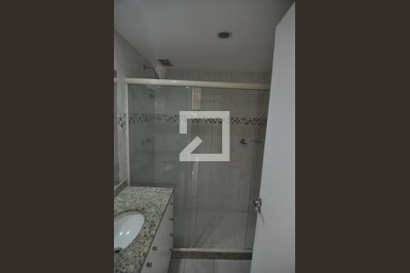 Apartamento à venda com 78m², 2 quartos e 1 vagaBanheiro da Suite
