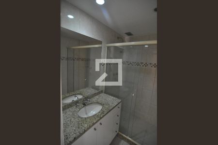 Apartamento à venda com 78m², 2 quartos e 1 vagaBanheiro do Corredor