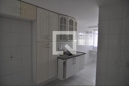 Apartamento à venda com 78m², 2 quartos e 1 vagaCozinha - Armários