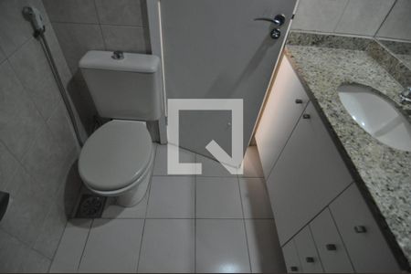 Apartamento à venda com 78m², 2 quartos e 1 vagaBanheiro do Corredor