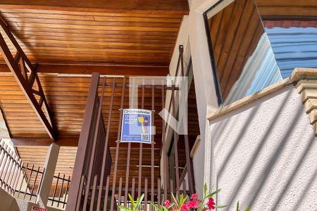 Apartamento para alugar com 64m², 2 quartos e 1 vagaFachada + plaquinha