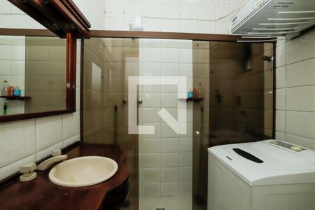 banheiro  de apartamento para alugar com 1 quarto, 39m² em Copacabana, Rio de Janeiro