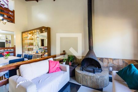 Sala de casa à venda com 3 quartos, 280m² em Morro Santana, Porto Alegre