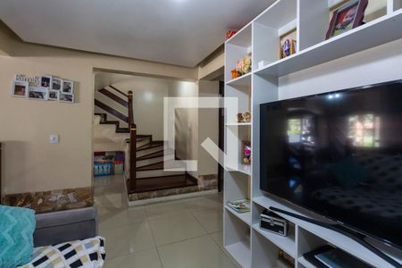 Sala de casa à venda com 3 quartos, 280m² em Morro Santana, Porto Alegre