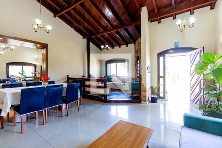 Sala de casa à venda com 3 quartos, 280m² em Morro Santana, Porto Alegre