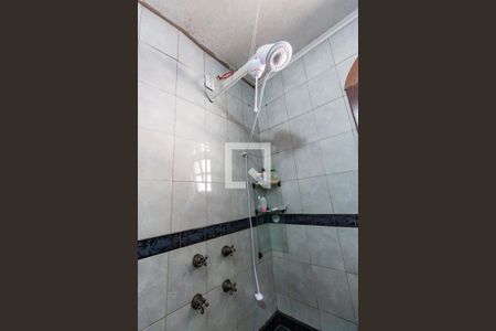 Casa à venda com 280m², 3 quartos e 6 vagas Casa à venda com 280m², 3 quartos e 6 vagasBanheiro 2