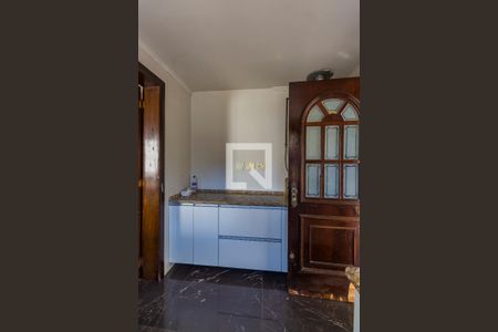 Casa à venda com 280m², 3 quartos e 6 vagas Casa à venda com 280m², 3 quartos e 6 vagasLavanderia