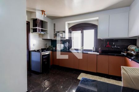 Casa à venda com 280m², 3 quartos e 6 vagas Casa à venda com 280m², 3 quartos e 6 vagasCozinha