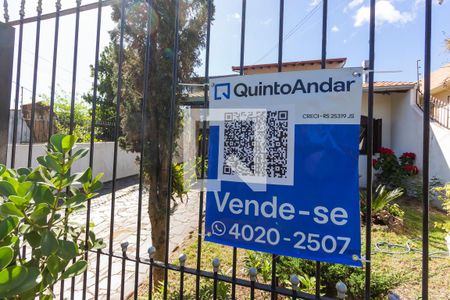 Casa à venda com 280m², 3 quartos e 6 vagas Casa à venda com 280m², 3 quartos e 6 vagasPlaquinha